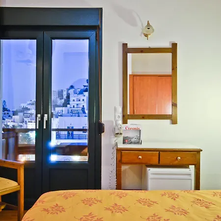 卡洛尼斯酒店 2* Naxos City