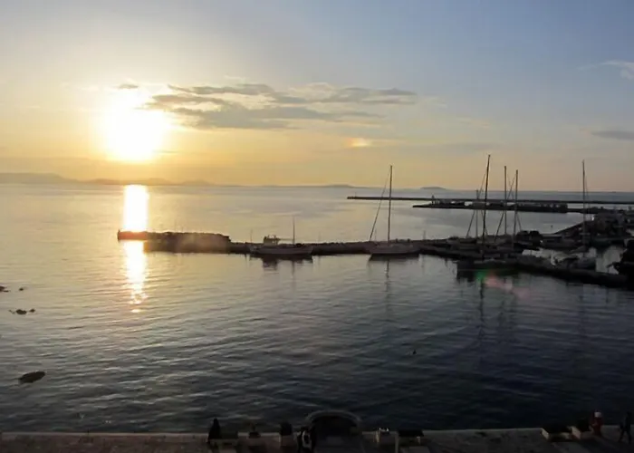 Coronis 2* Naxos City